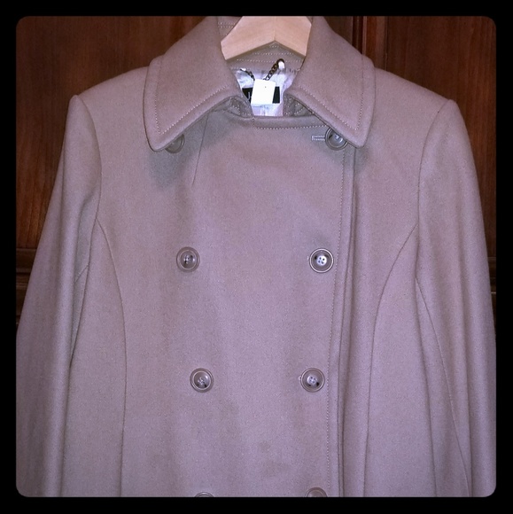 J. Crew Tan Wool buttoned down coat - Picture 1 of 8